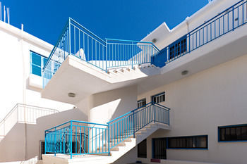 Sunlight Apartments Klorakas Exterior foto